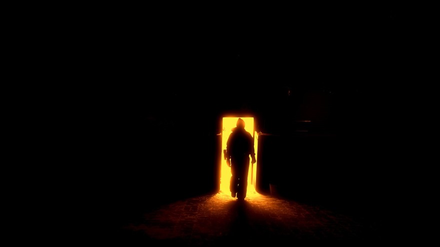 Answering a potential attacker at your door
